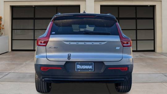 2024 Volvo XC40