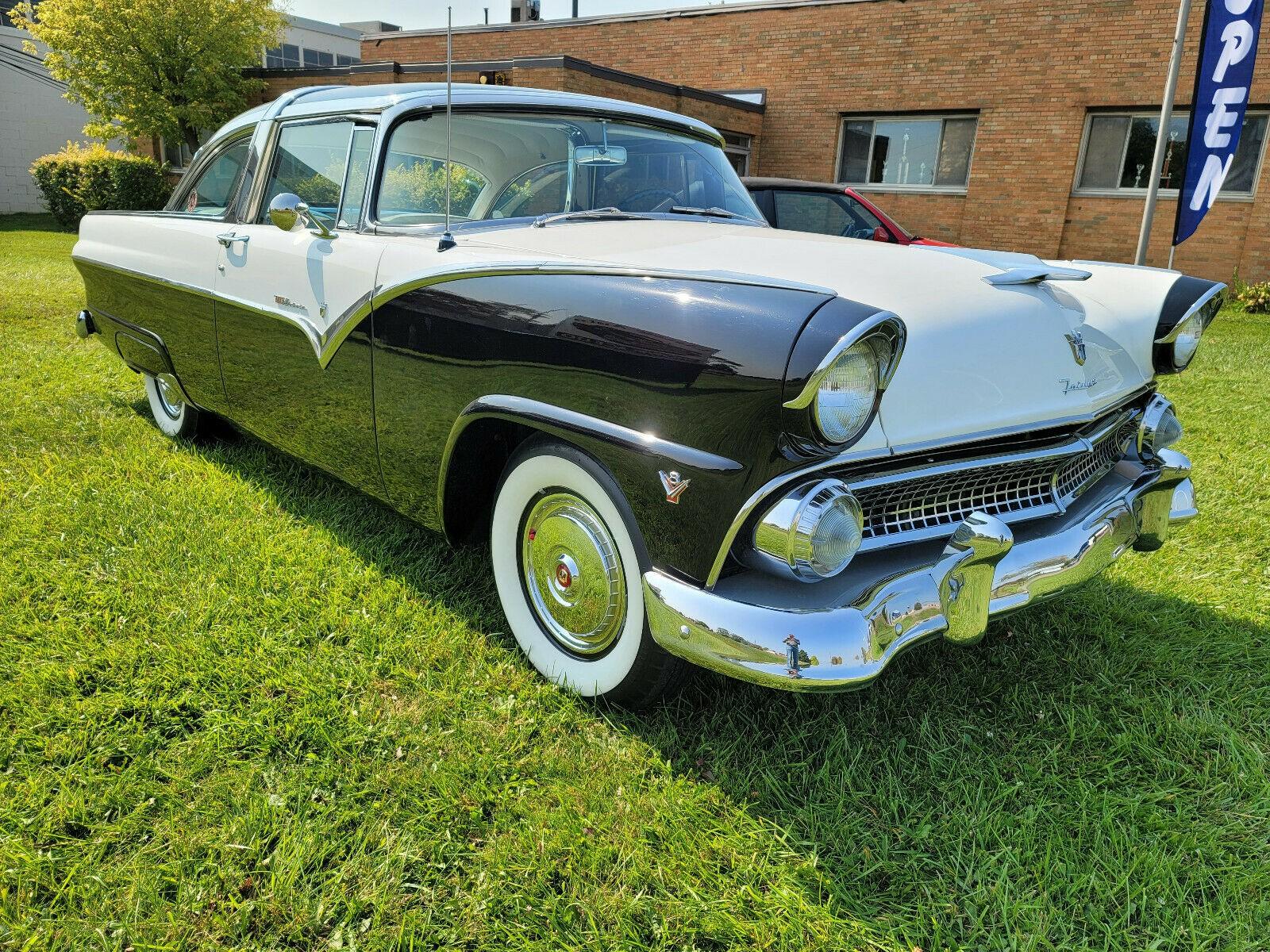 1955 ford crown victoria 272 cid tri power air conditioning