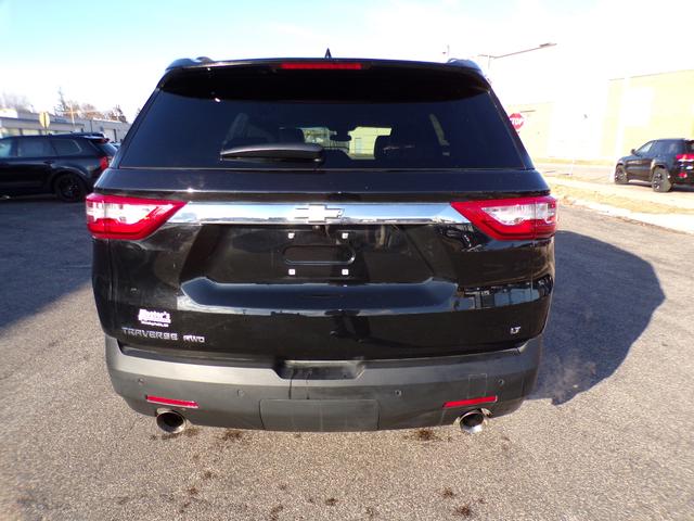 2021 chevrolet traverse lt leather