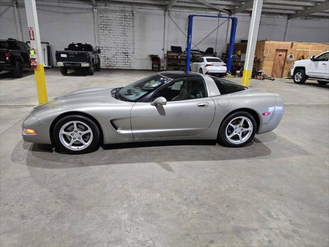 2000 chevrolet corvette base