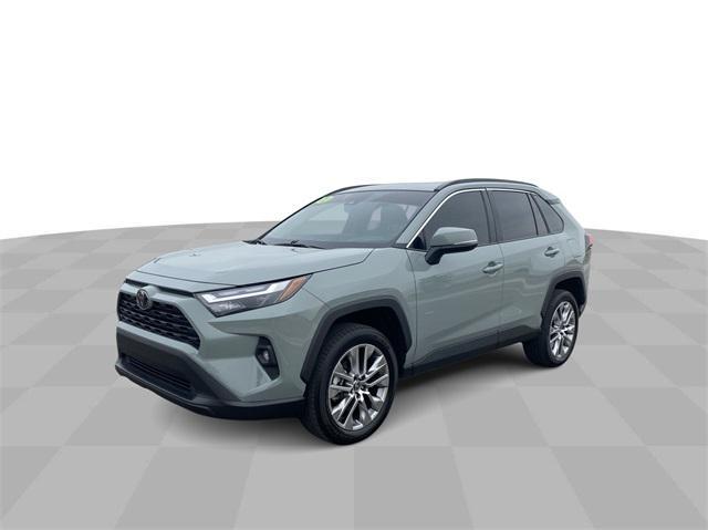 2022 toyota rav4 xle premium