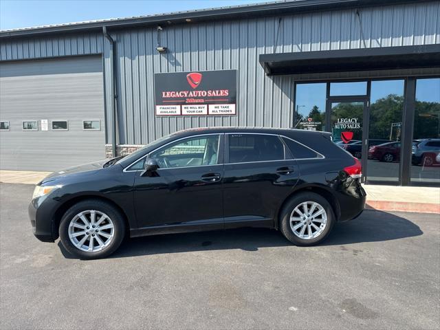 2010 toyota venza base