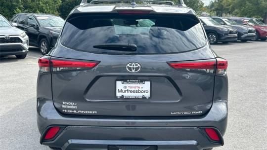 2022 Toyota Highlander limited