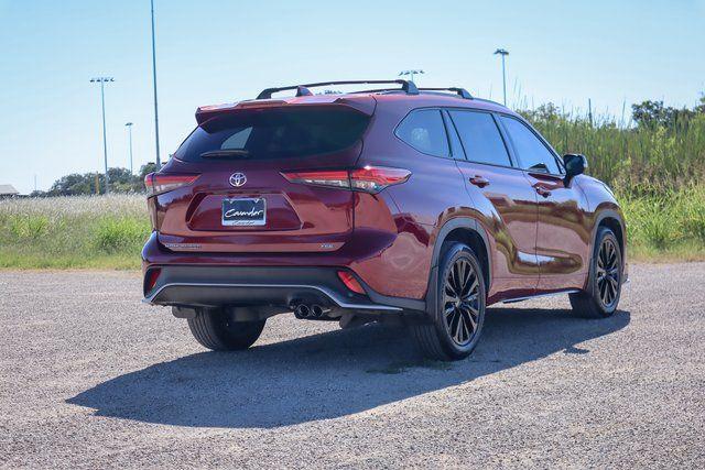 2023 toyota highlander xse