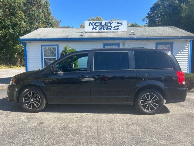 2017 dodge grand caravan gt