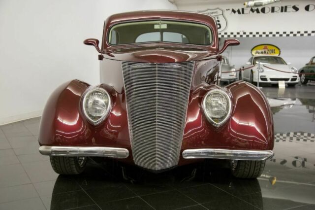 tudor humpback sedan automatic