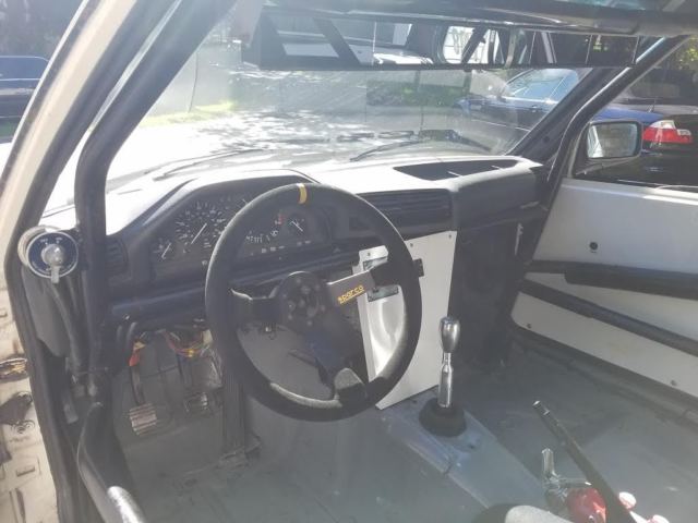 e30 325e track car