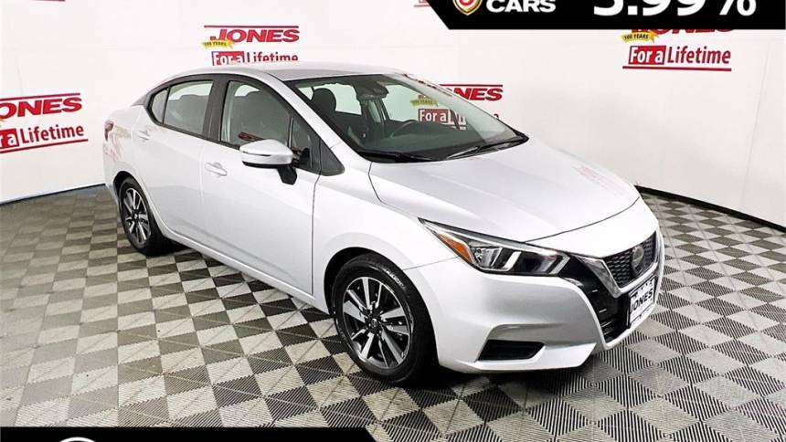 2021 nissan versa sv