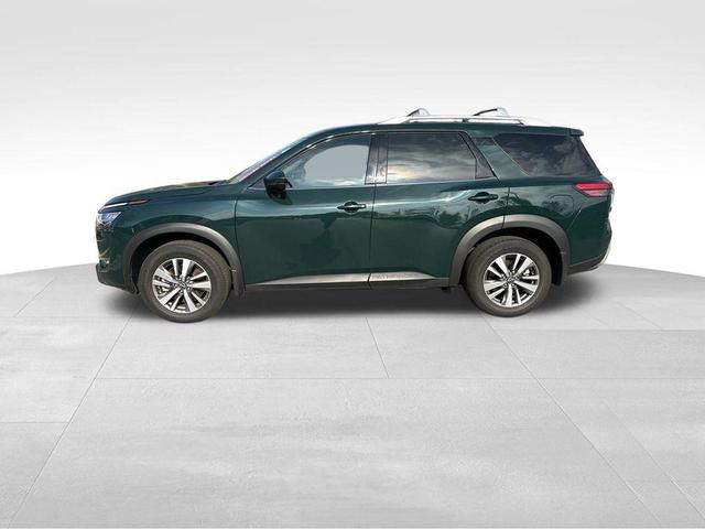 2023 nissan pathfinder sl
