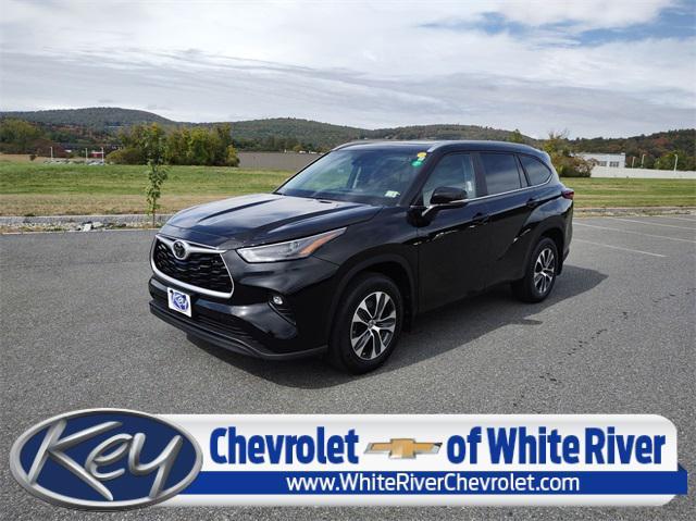 2023 toyota highlander xle