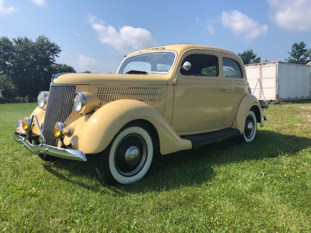 1936 ford 2 dr sedan w/ flathead v8
