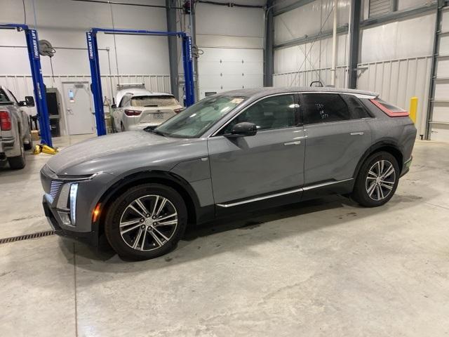 2023 cadillac lyriq luxury