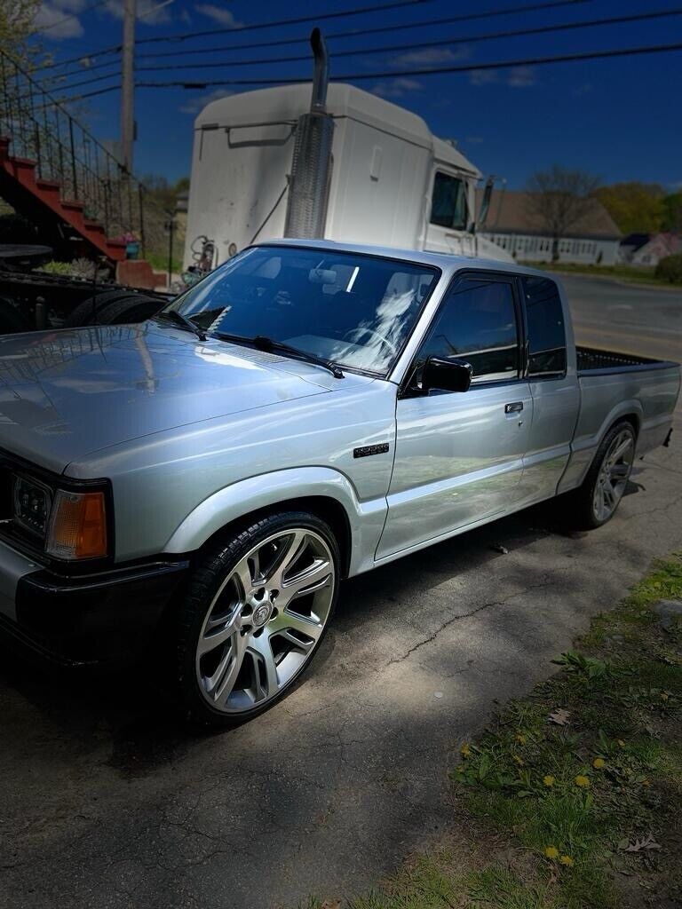 1988 mazda b2200 pickup grey cab plus