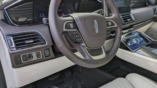 2024 Lincoln Navigator