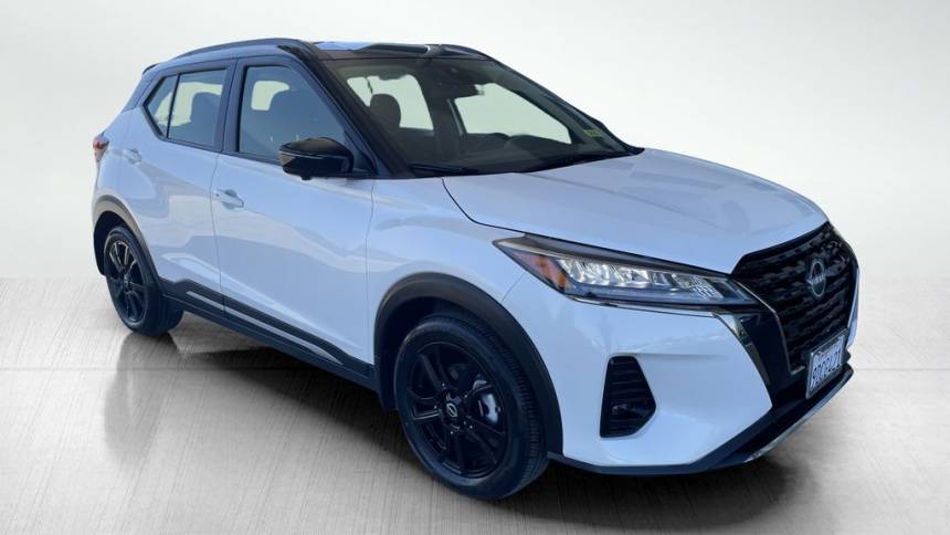 2023 nissan kicks sr