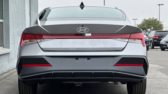2025 Hyundai Elantra