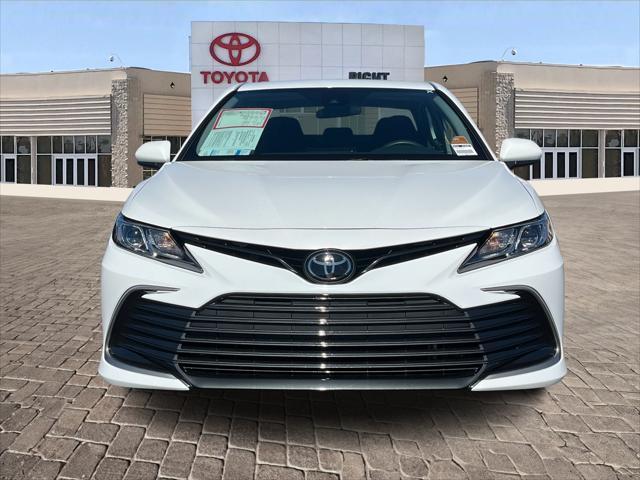2024 toyota camry le