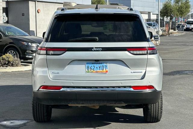 2023 jeep grand cherokee laredo