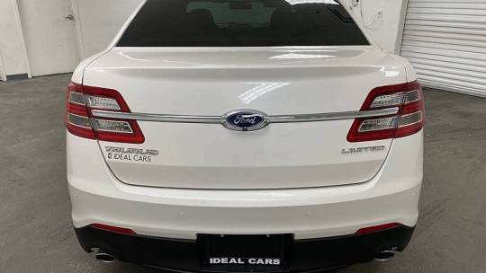 2016 Ford Taurus