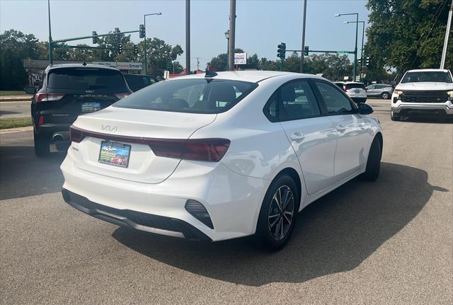 2022 kia forte lxs