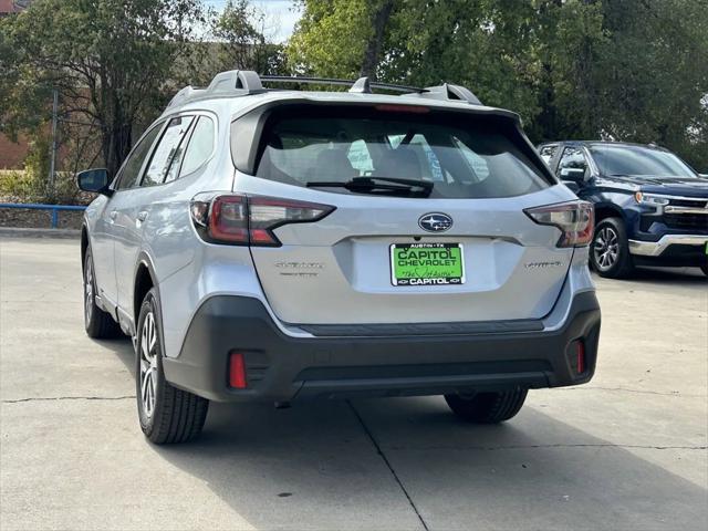 2021 subaru outback base