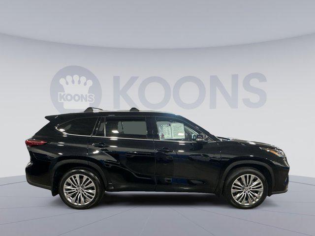 2022 toyota highlander platinum