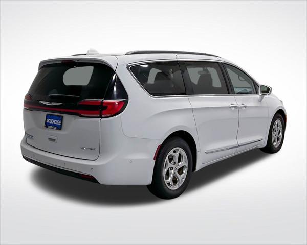 2022 chrysler pacifica limited