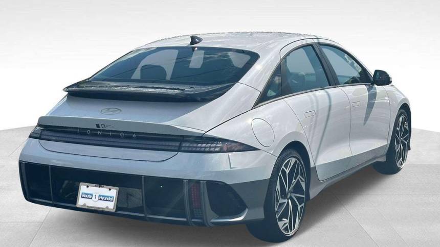 2024 hyundai ioniq 6 sel