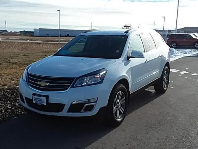 2017 chevrolet traverse lt awd lt 4dr suv w/1lt for sale in jolly acres, south dakota