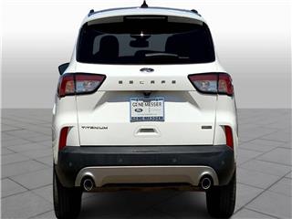 2021 Ford Escape titanium