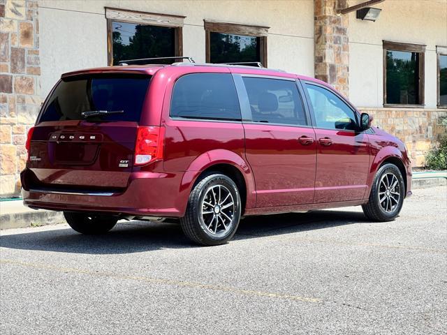 2018 dodge grand caravan gt