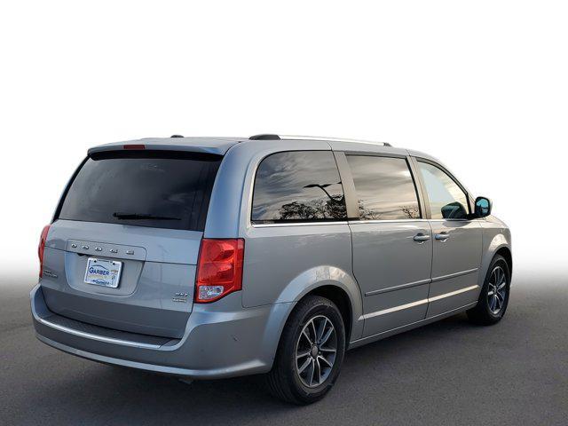 2017 dodge grand caravan sxt