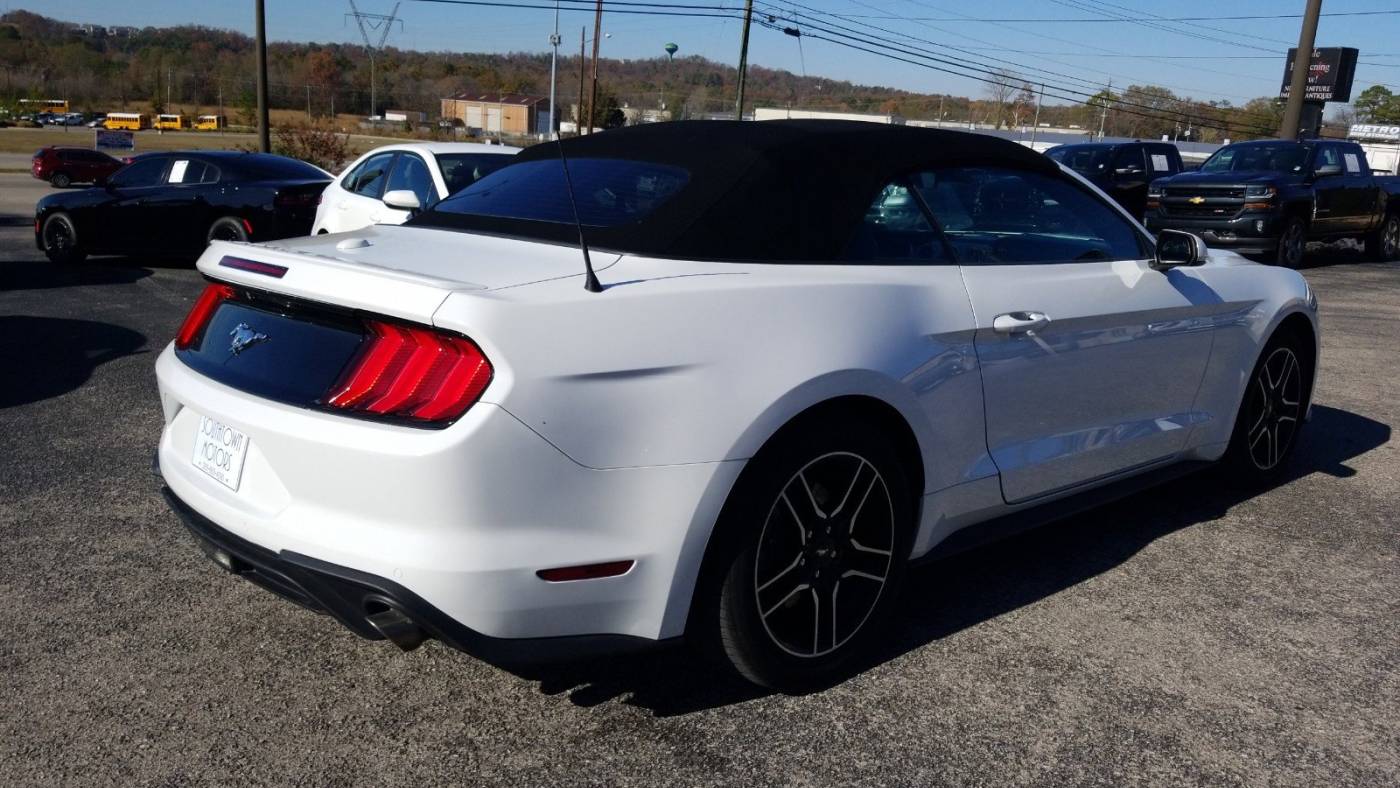 2022 ford mustang ecoboost