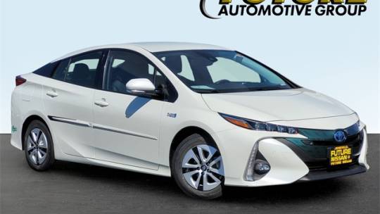 2017 toyota prius prime plus