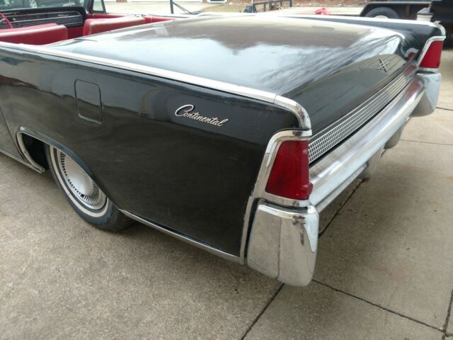 1964 lincoln convertible rare black & red