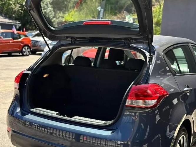 2016 kia forte5 lx 4dr hatchback in north hollywood, california