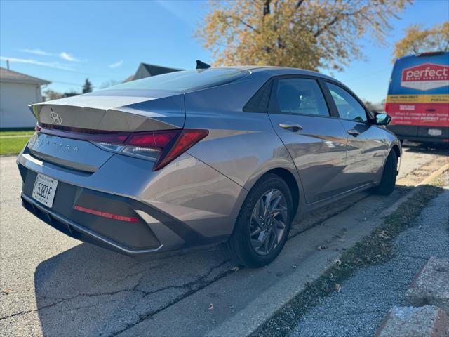 2024 hyundai elantra sel