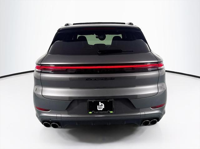 2024 porsche cayenne e-hybrid s
