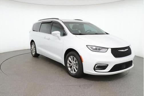 2022 chrysler pacifica touring l in tinton falls, new jersey
