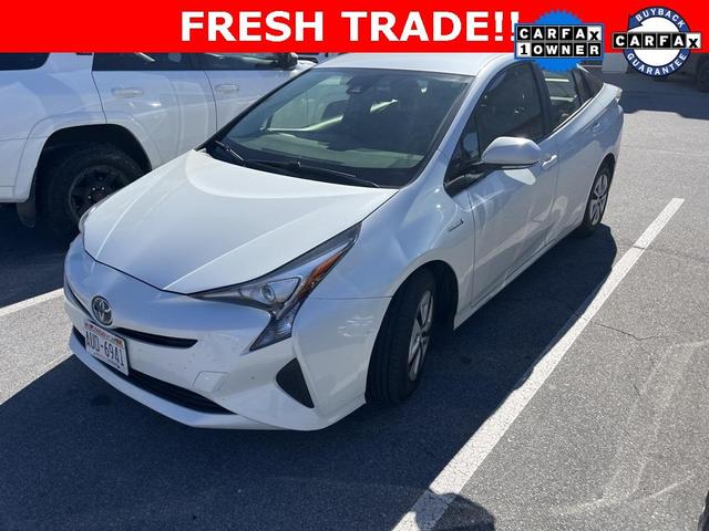 2017 toyota prius two