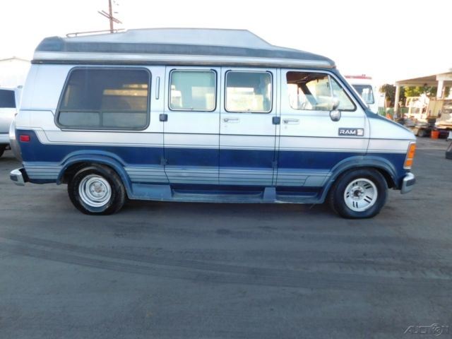 1990 used automatic minivan/van no reserve