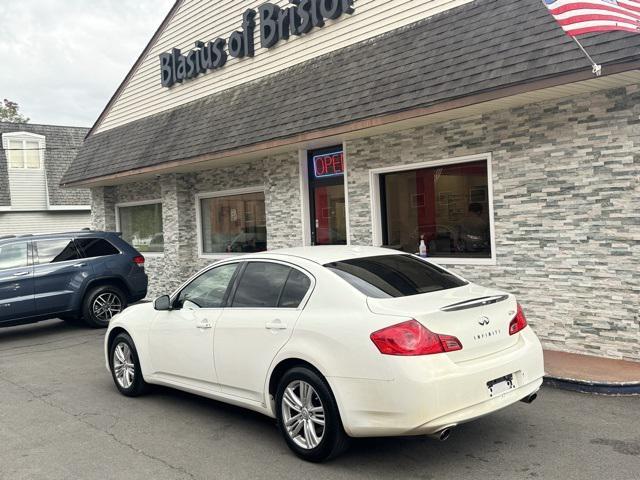 2012 infiniti g25x base