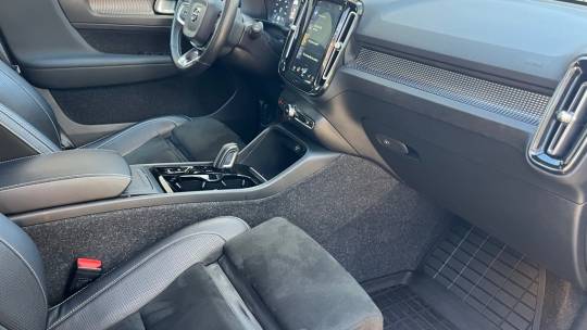 2021 Volvo XC40
