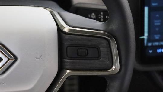 2023 rivian r1t adventure