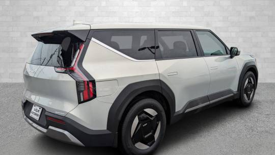2024 Kia light