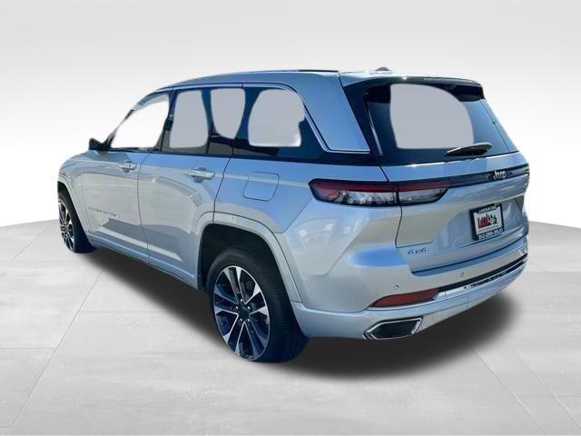2022 jeep grand cherokee overland