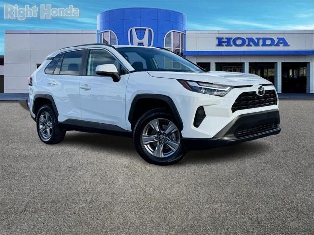 2024 toyota rav4 xle