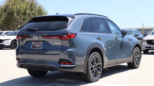 2025 Mazda CX-70