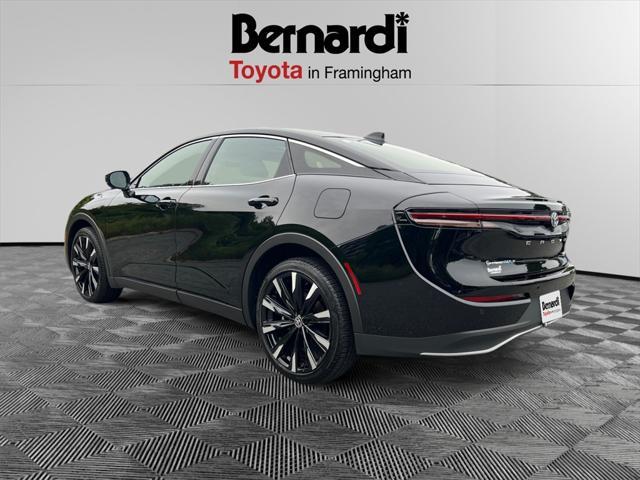 2024 toyota crown platinum