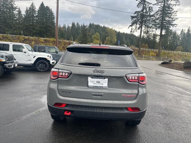 2021 jeep compass trailhawk